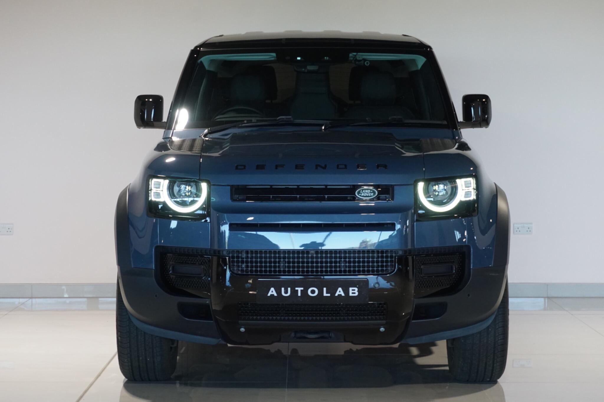 Land Rover Defender 90 2.0 P300 SE SUV 3dr Petrol Auto 4WD Euro 6 (s/s) (300 ps)